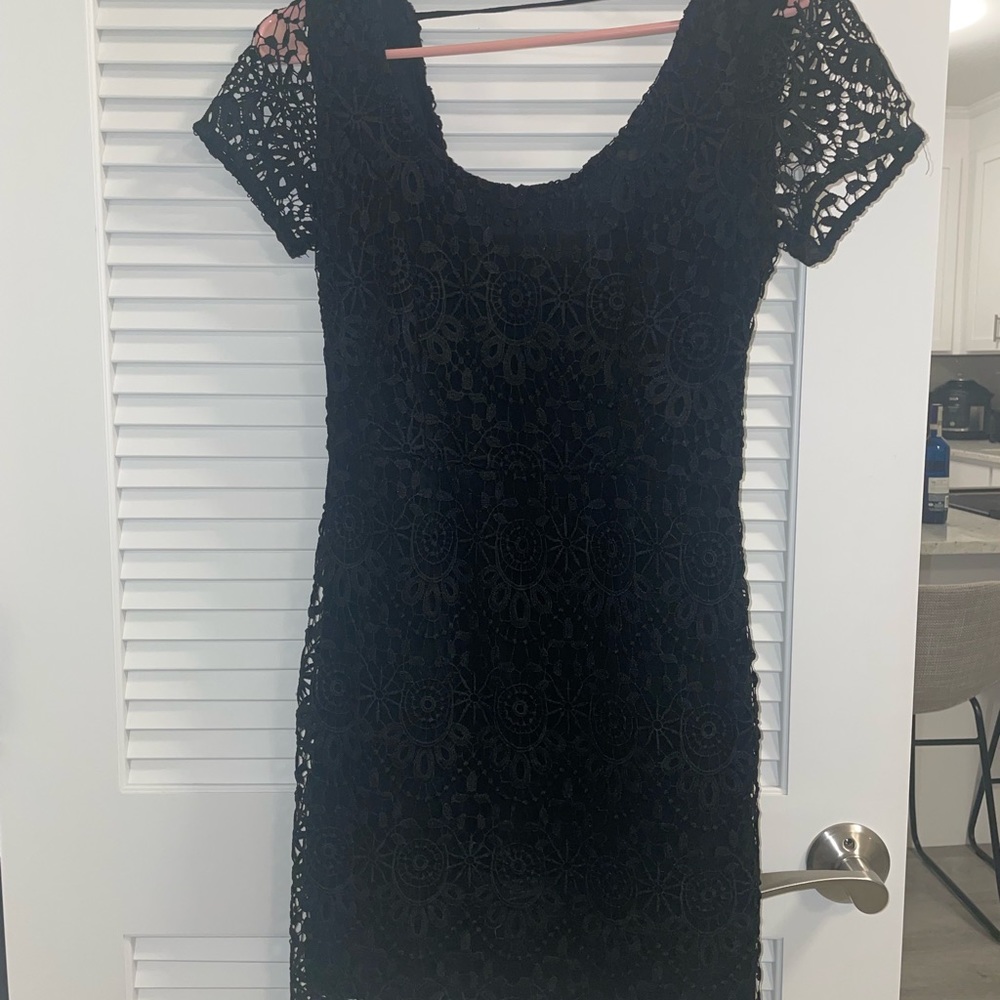 Black lacy dress